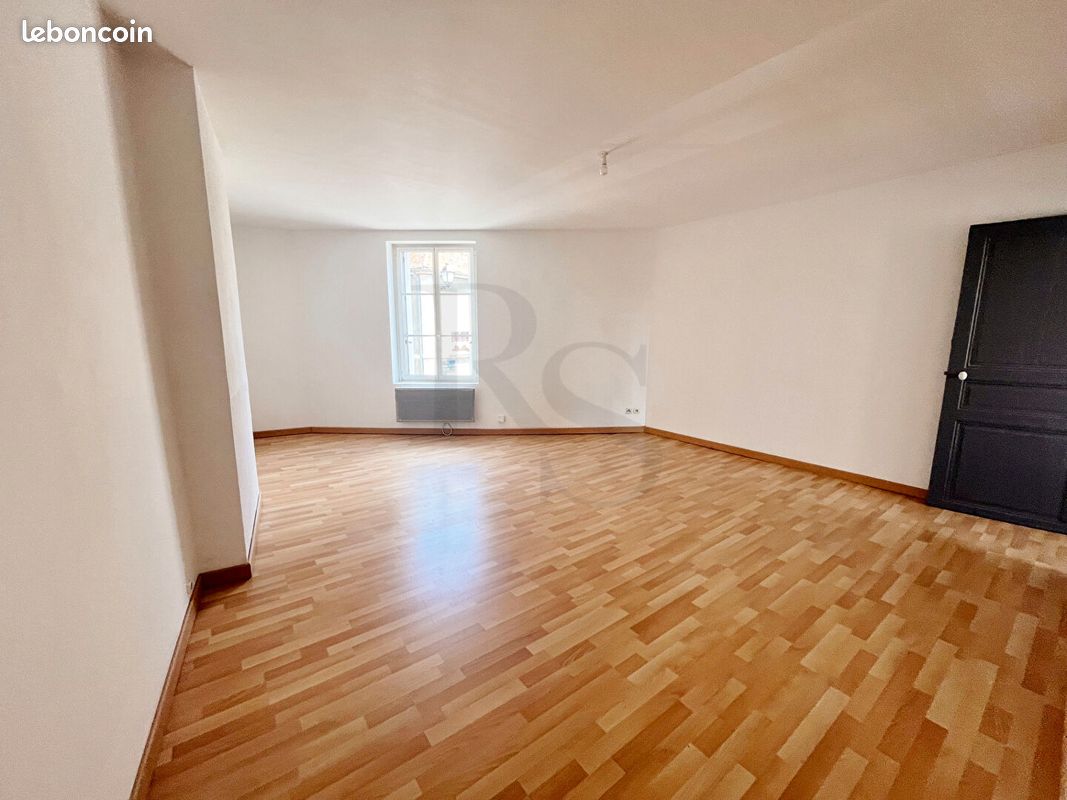 Appartement 1 pièce · 33 m², Boucé