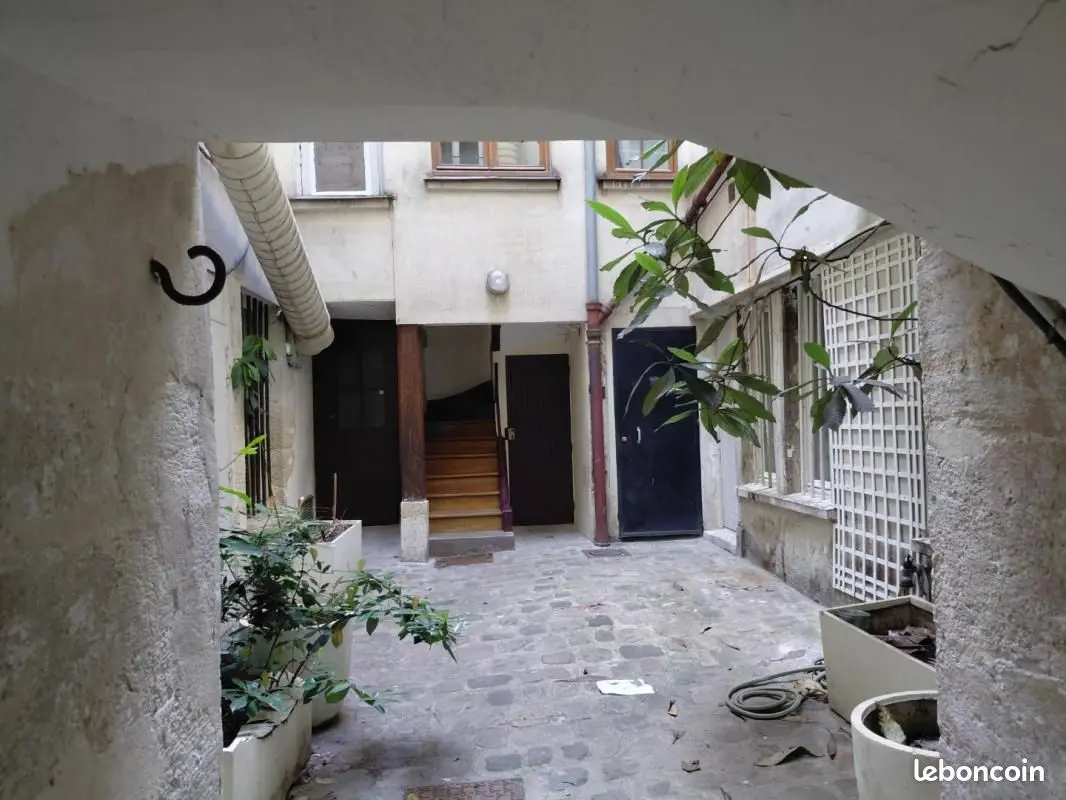 Versailles