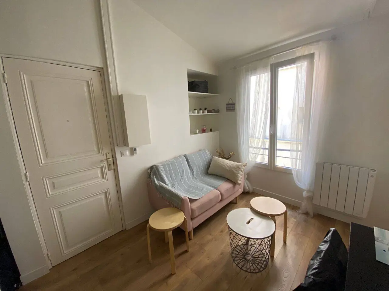 Grandes Carrières-Clichy, Paris