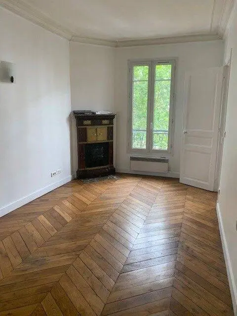 Voltaire-Grésillons, Asnières-sur-Seine