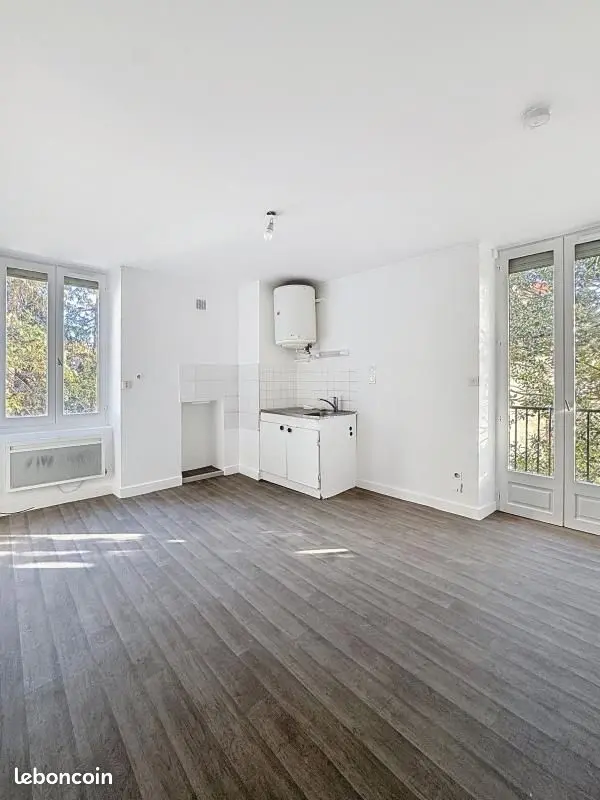 Appartement 1 pièce · 28 m², Clermont-Ferrand, photo 2