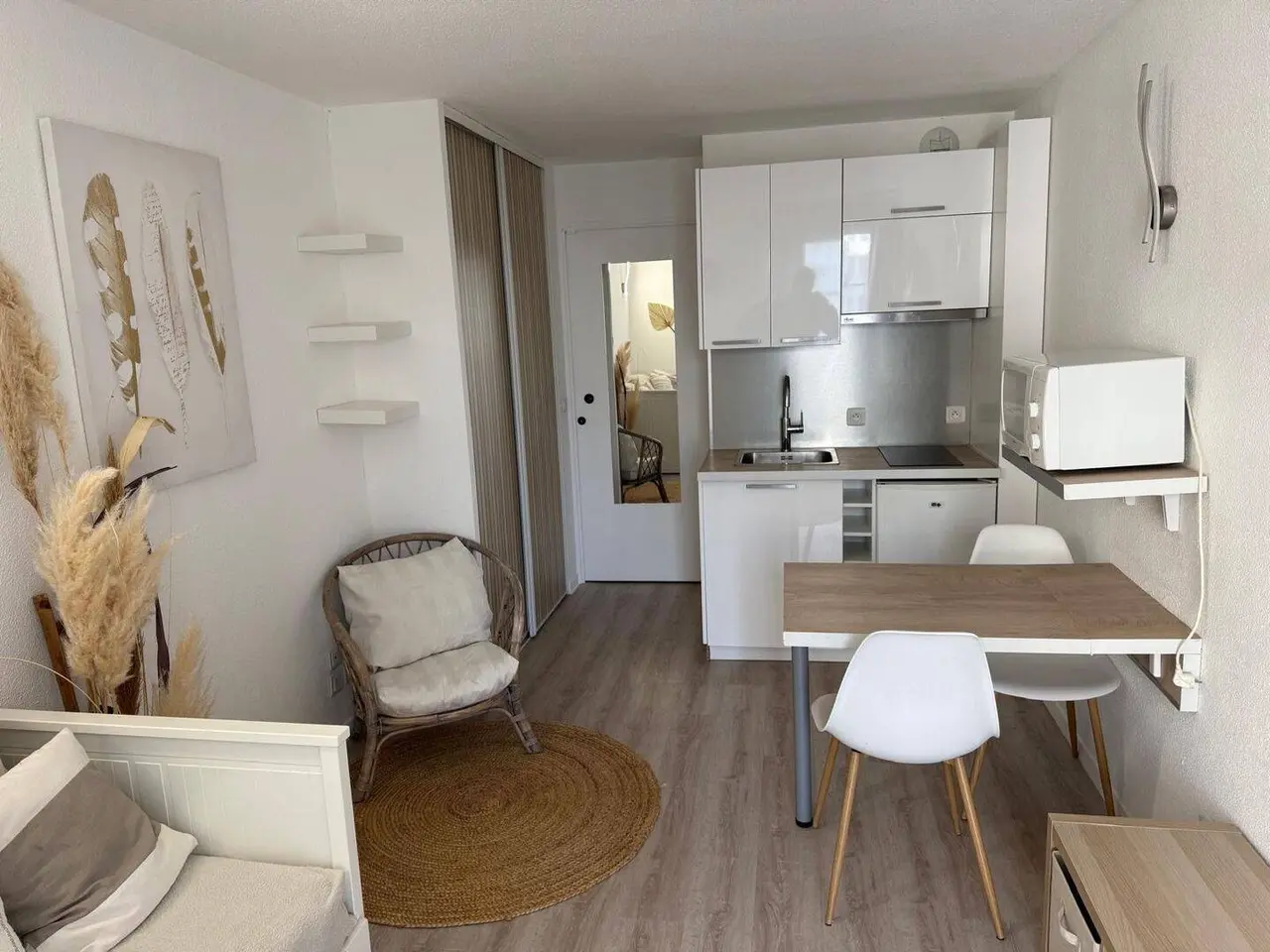 Faubourg de l'Arche, Courbevoie