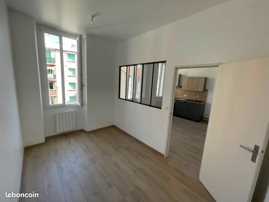 Appartement 2 pièces · 27 m², Marseille 3e, photo 2