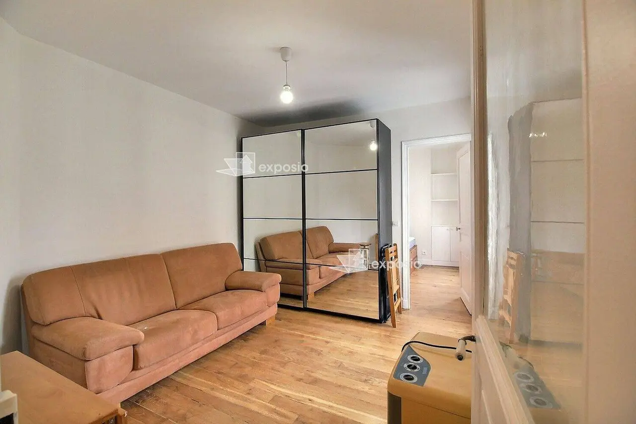 Vallée de Fécamp, Paris