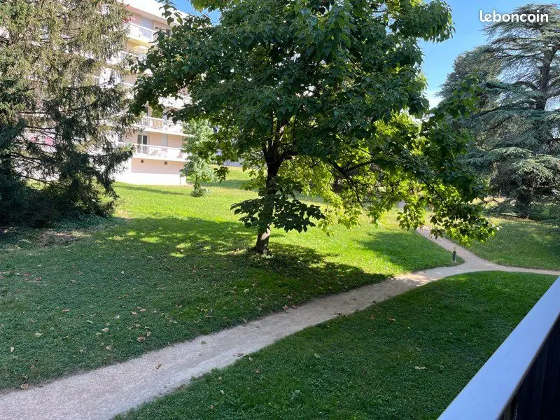 Lyon