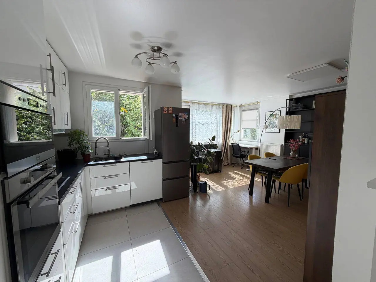 Faubourg de l'Arche, Courbevoie