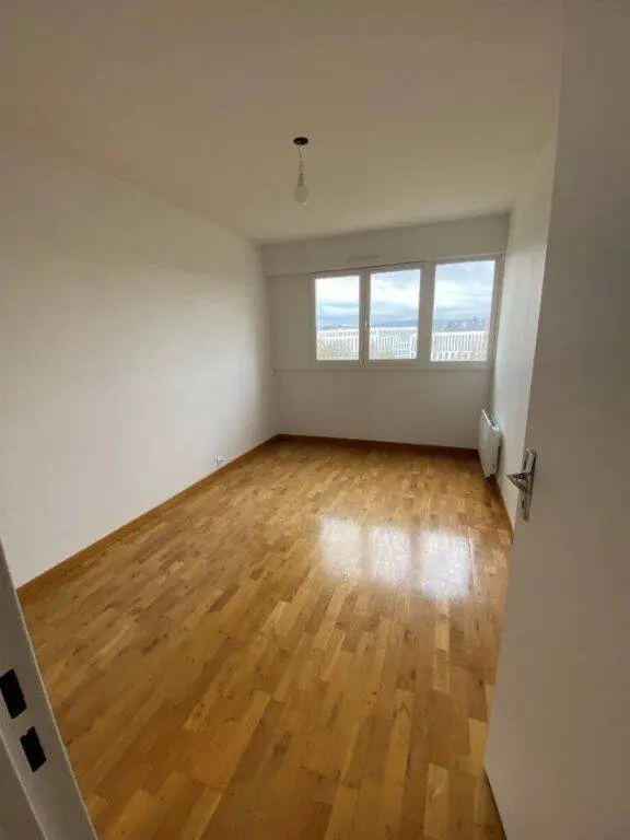 Appartement 5 pièces · 96 m², Villeurbanne · Croix Luizet, photo 3