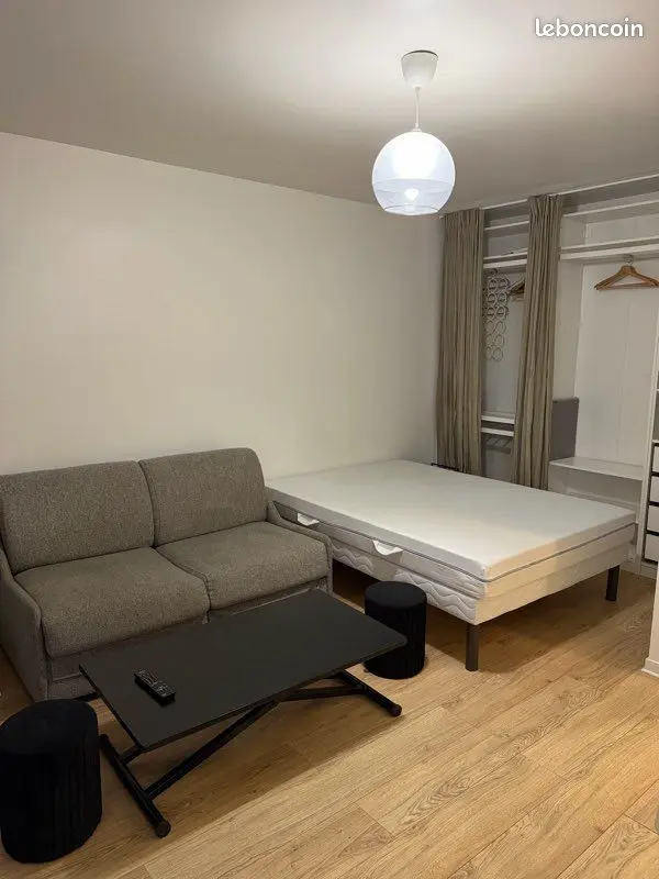 Appartement 1 pièce · 26 m², Courbevoie