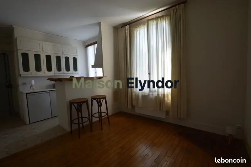 Appartement 1 pièce · 22 m², Courbevoie