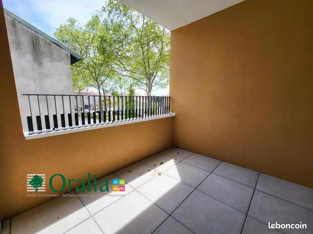 Appartement 2 pièces · 43 m², Lyon 8e, photo 2