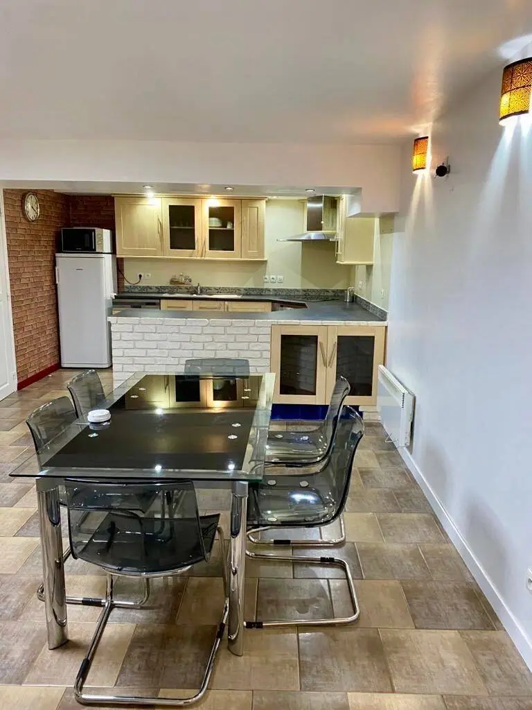 Appartement 2 pièces · 60 m², Melun