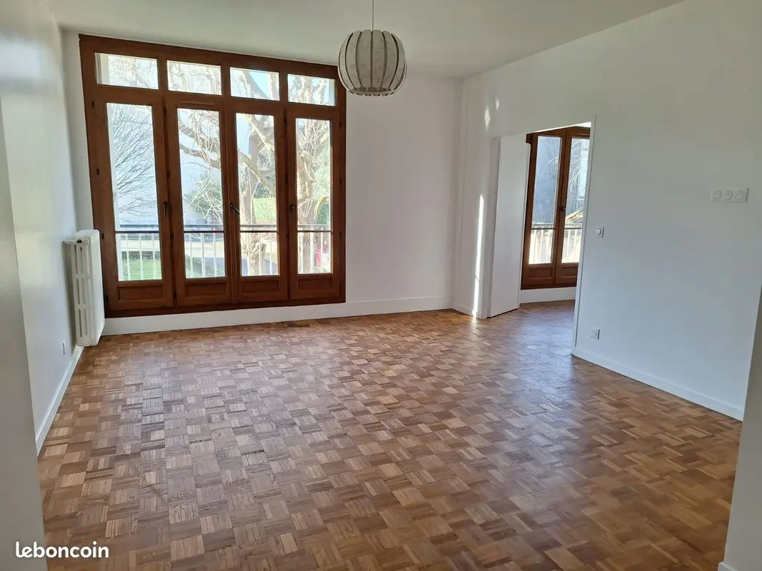 Appartement 3 pièces · 82 m², Châtillon