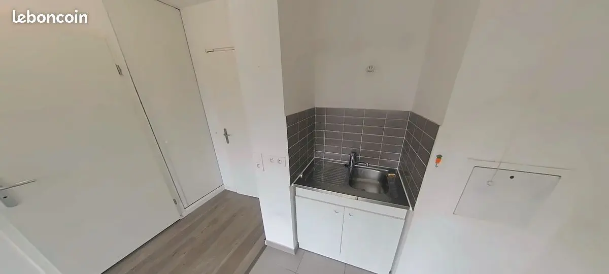 Appartement 1 pièce · 28 m², Cergy, photo 2