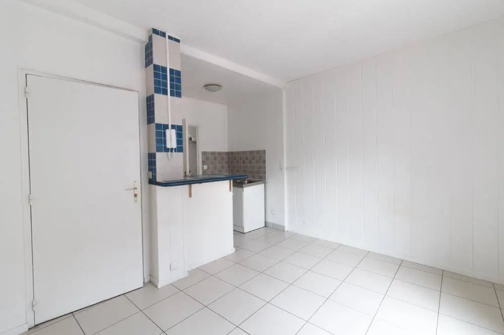 Appartement 1 pièce · 17 m², Nemours