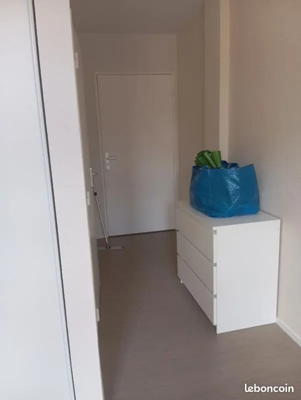 Appartement 1 pièce · 20 m², Metz, photo 2