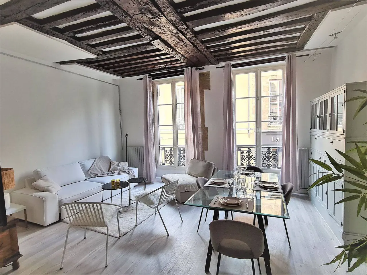Appartement 2 pièces · 56 m², Paris 3e
