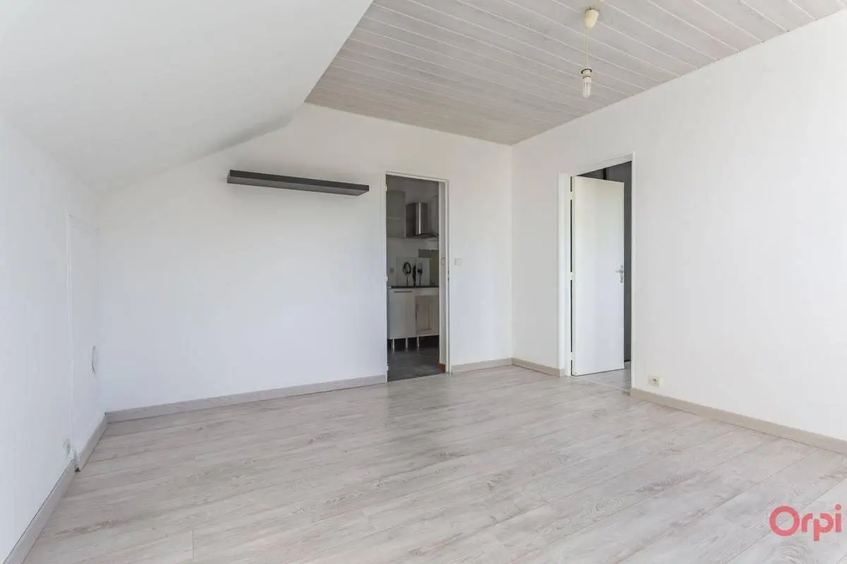 Appartement 2 pièces · 35 m², Sainte-Geneviève-des-Bois · Ferdinand Buisson, photo 2