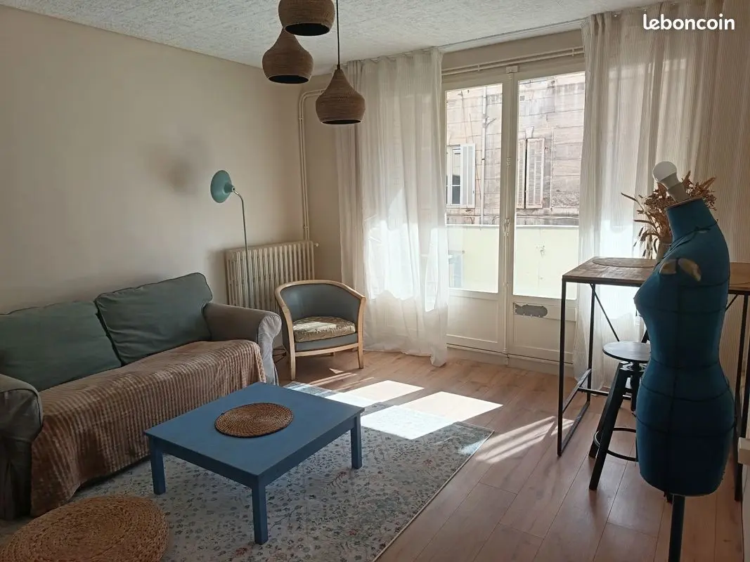 Appartement 3 pièces · 67 m², Marseille 3e, photo 2