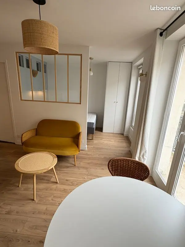 Appartement 1 pièce · 25 m², Paris 9e, photo 2