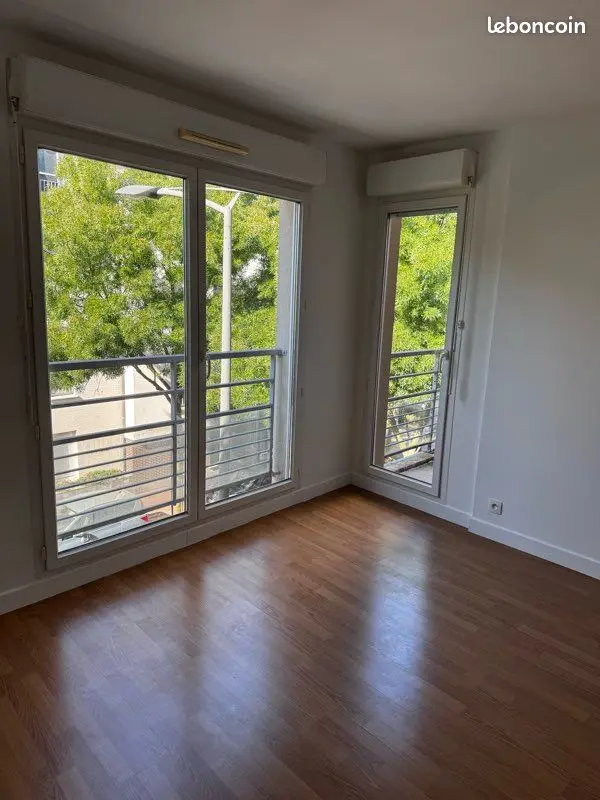 Appartement 2 pièces · 49 m², Châtillon, photo 2