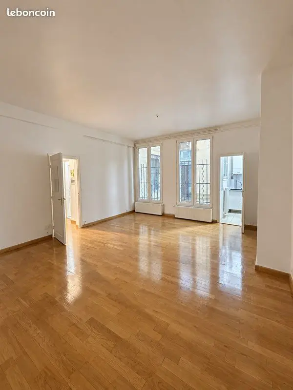 Appartement 2 pièces · 54 m², Paris 3e