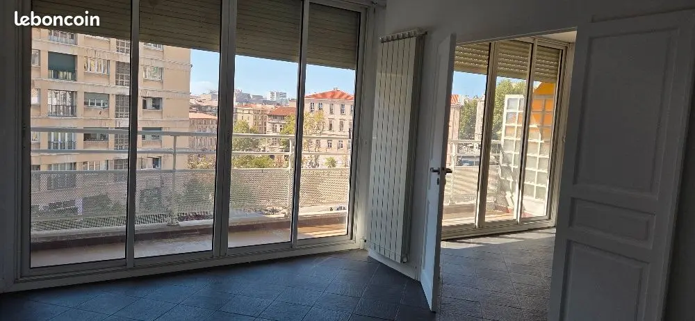 Appartement 2 pièces · 65 m², Marseille 2e