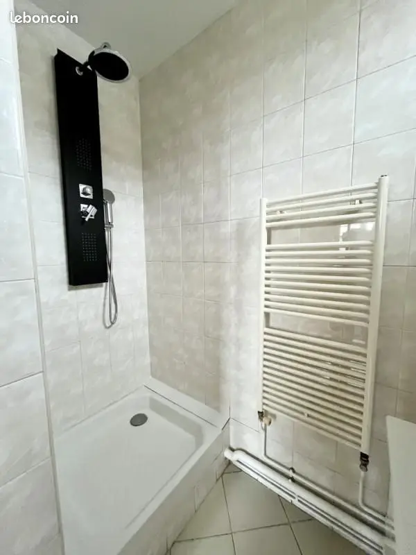 Appartement 2 pièces · 33 m², Courbevoie