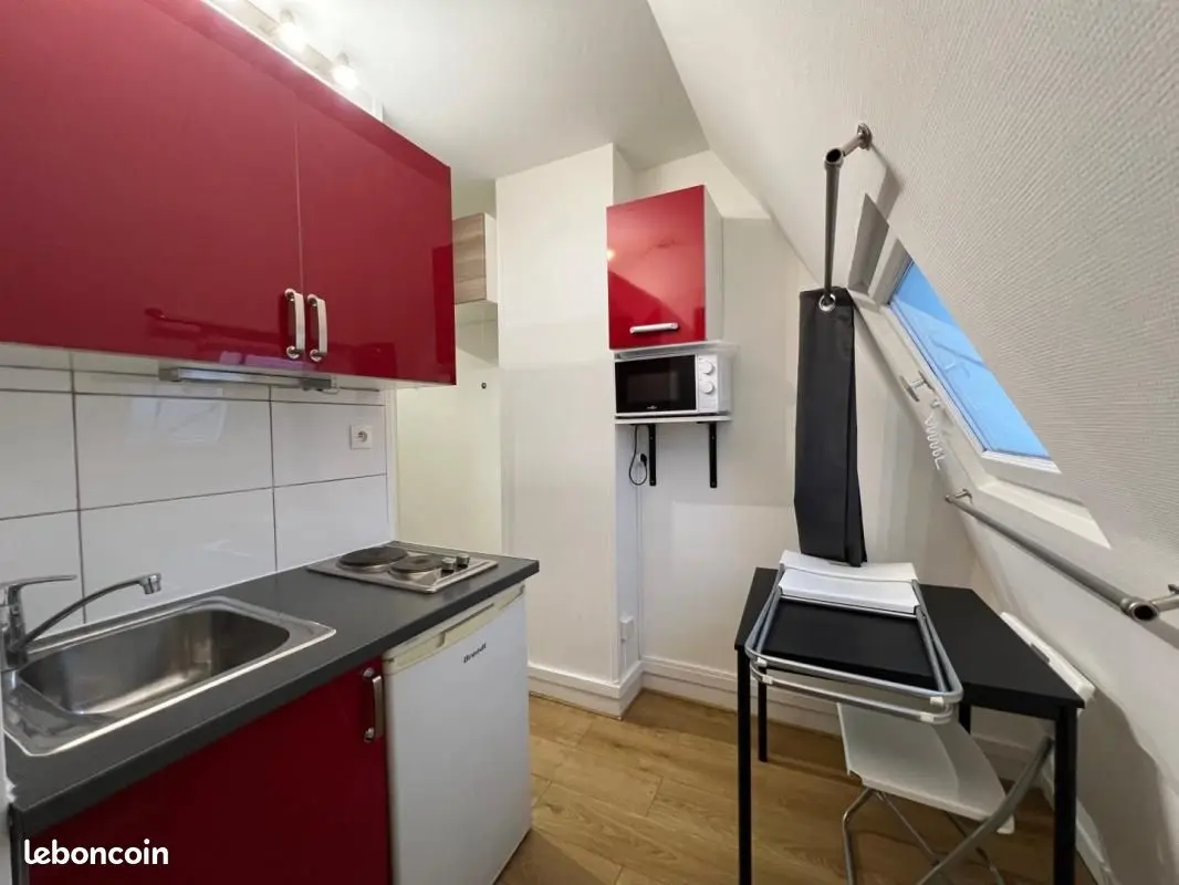 Appartement 1 pièce · 12 m², Paris 10e, photo 2