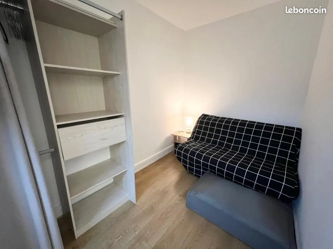 Appartement 1 pièce · 12 m², Paris 10e