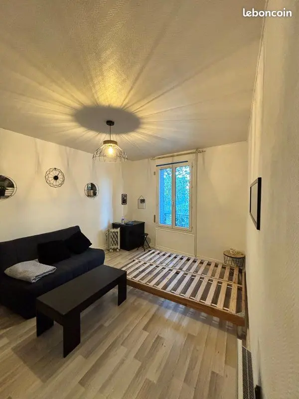 Appartement 1 pièce · 25 m², Courbevoie
