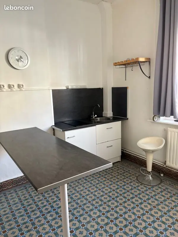 Appartement 1 pièce · 180 m², Lille